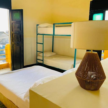Hostal 1545 Ріоача Екстер'єр фото